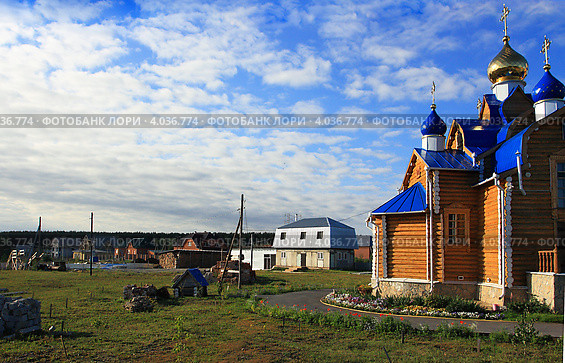 Христианский храм на восходе (2012 год). Стоковое фото, фотограф Анатолий Матвейчук / Фотобанк Лори
