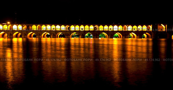 in iran   the old bridge of isfahan for light and night. Стоковое фото, агентство Ingram Publishing / Фотобанк Лори