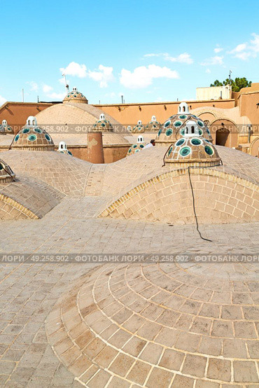 in iran the old building roof of the antique tradition  bath  . Стоковое фото, агентство Ingram Publishing / Фотобанк Лори