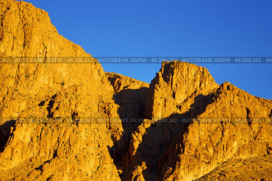 in todra africa morocco the atlas dry mountain. Стоковое фото, агентство Ingram Publishing / Фотобанк Лори