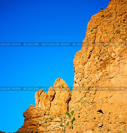 in todra africa morocco the atlas dry mountain. Стоковое фото, агентство Ingram Publishing / Фотобанк Лори