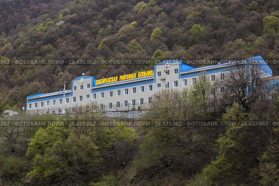 Ингушетия.Джейрахская районная больница (2018 год). Стоковое фото, фотограф Литвяк Игорь / Фотобанк Лори