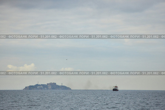 ISTANBUL, TURKEY - NOVEMBER 26, 2021: Princes' Islands, view from the ship. The Sea of Marmara. Редакционное фото, фотограф Наталия Кирсанова / Фотобанк Лори