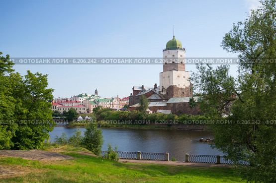 Июльский день в Выборге (2014 год). Редакционное фото, фотограф Виктор Карасев / Фотобанк Лори