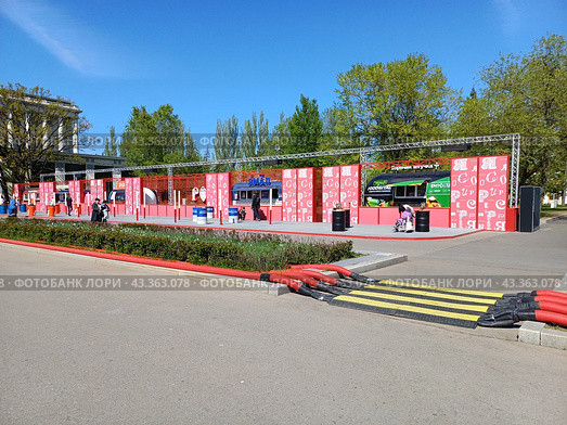 Кафе "Горячая штучка". ВДНХ. Останкинский район. Москва (2024 год). Редакционное фото, фотограф lana1501 / Фотобанк Лори