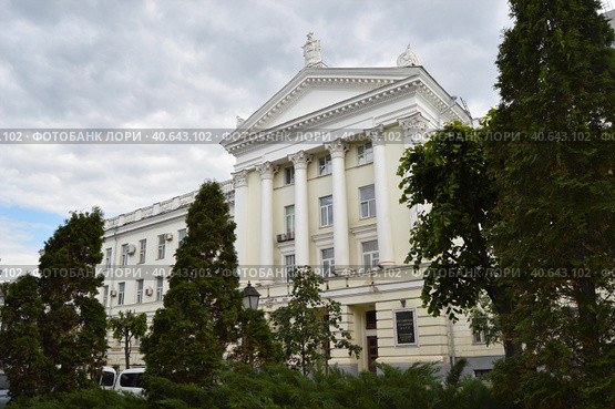 Казань. Улица Лобачевского.  Российская академия наук. Kazan. Lobachevsky street. (2023 год). Редакционное фото, фотограф Светлана Федорова / Фотобанк Лори
