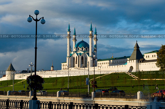 Казанский Кремль на закате. Мечеть Кул-Шариф (2013 год). Стоковое фото, фотограф Koshman Anastasiya / Фотобанк Лори