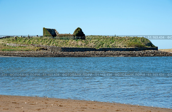 Killaspugbrone historical church, Strandhill , Co, Sligo, Ireland. Стоковое фото, фотограф Татьяна Кахилл / Фотобанк Лори