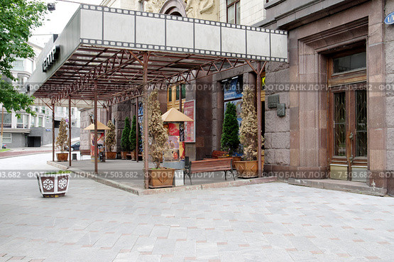 Кинотеатр "Иллюзион". Москва, Котельническая набережная (2015 год). Редакционное фото, фотограф Илюхина Наталья / Фотобанк Лори