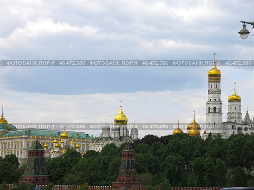 Колокольня Ивана Великого в Кремле и Сенатский дворец. Стоковое фото, фотограф Ольга Перфилова / Фотобанк Лори