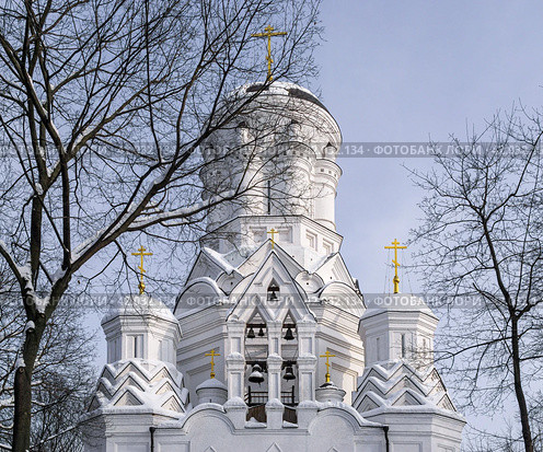 Kolomenskoye Museum Estate. Church of Beheading of St.John Precursor. Sunny winter day (2018 год). Редакционное фото, фотограф Галина  Василенко / Фотобанк Лори