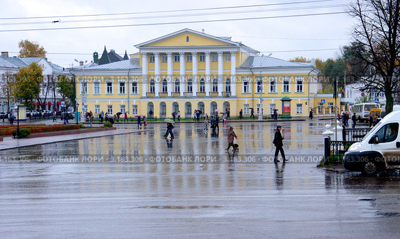 Кострома. Сусанинская площадь. Дом Борщова (архитектор Н.И.Метлин) (2011 год). Редакционное фото, фотограф Илюхина Наталья / Фотобанк Лори
