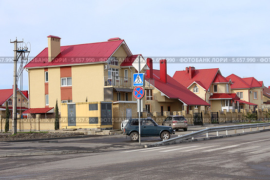 Коттеджи, село Некрасовское, Сочи (2014 год). Редакционное фото, фотограф Алексей Гусев / Фотобанк Лори