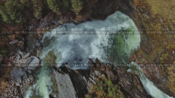 Krimml Waterfalls in Austrian Alps. Стоковое видео, видеограф Михаил Коханчиков / Фотобанк Лори