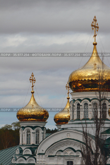 Купола Троицкого собора. Раифа, Татарстан, Россия (2021 год). Стоковое фото, фотограф Вадим Хомяков / Фотобанк Лори