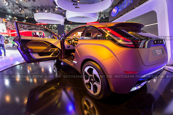 Lada Xray Concept. Московский международный автомобильный салон 2014. Редакционное фото, фотограф Сергей Лаврентьев / Фотобанк Лори