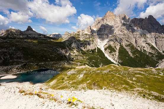 Laghi dei Piani at Dolomite Alps. Стоковое фото, фотограф Яков Филимонов / Фотобанк Лори