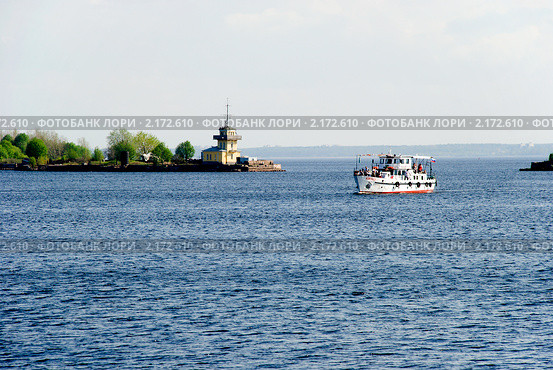 Лесные ворота кронштадтской гавани (2010 год). Редакционное фото, фотограф Александр Щепин / Фотобанк Лори