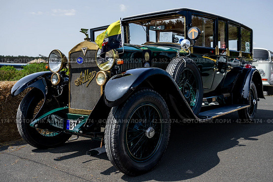 LINTHE, GERMANY - MAY 27, 2023: The retro car Adler 10/50 Phaeton, 1925. Die Oldtimer Show 2023. Редакционное фото, фотограф Sergey Kohl / Фотобанк Лори