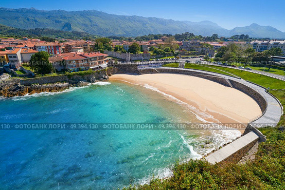 Llanes El Sablon beach in Asturias of Spain. Стоковое фото, агентство Ingram Publishing / Фотобанк Лори