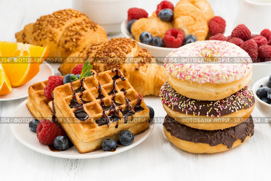 Lots of japanese sweets. Стоковое фото, агентство Ingram Publishing / Фотобанк Лори