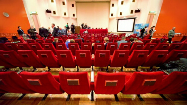 Люди в зале заседаний (2011 год). Редакционное видео, видеограф Losevsky Pavel / Фотобанк Лори