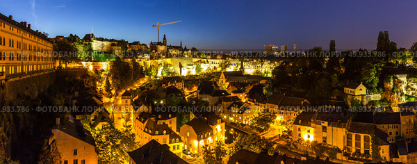 Luxembourg City sunset top view in Luxembourg Panorama. Luxembourg City night Panorama. Стоковое фото, агентство Ingram Publishing / Фотобанк Лори