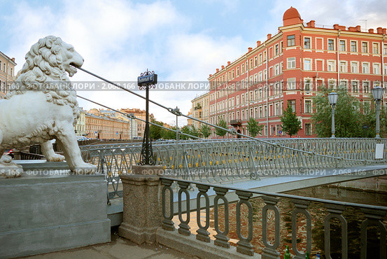 Львиный мостик через канал Грибоедова (Санкт-Петербург) (2010 год). Редакционное фото, фотограф Дмитрий Яковлев / Фотобанк Лори