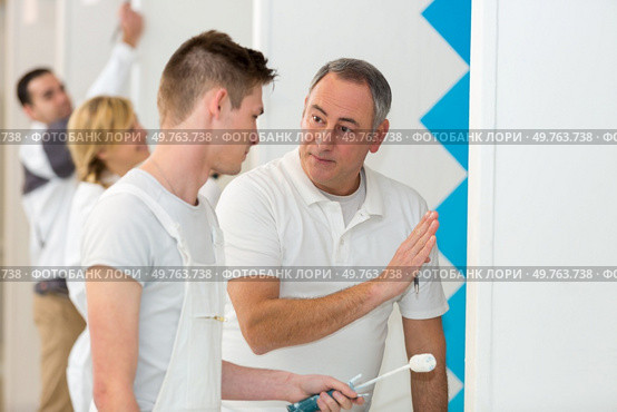 male painter apprentice. Стоковое фото, агентство Ingram Publishing / Фотобанк Лори