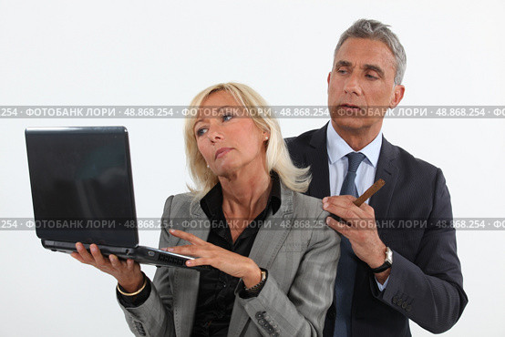 Man flirting with colleague. Стоковое фото, агентство Ingram Publishing / Фотобанк Лори