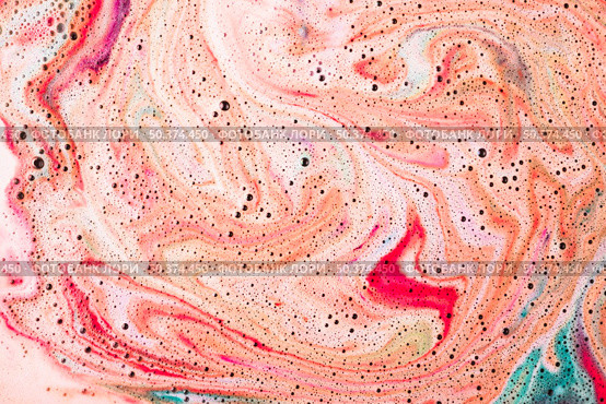 marble textured surface with dissolve bathbomb. Стоковое фото, агентство Ingram Publishing / Фотобанк Лори