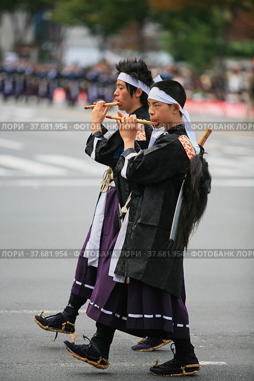 Meiji imperial army drum and fife corps at Jidai Festival. Kyoto. Japan (2007 год). Редакционное фото, фотограф Сергей Пристяжнюк (Serg Zastavkin) / Фотобанк Лори