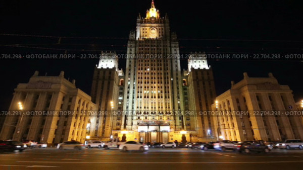МИД в Москве ночью (2016 год). Стоковое видео, видеограф Владимир Журавлев / Фотобанк Лори