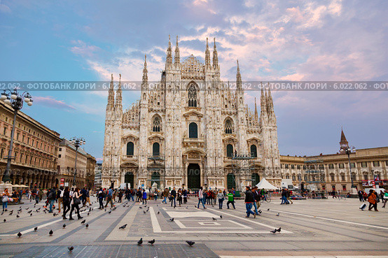 Миланский кафедральный собор (Duomo di Milano) (2014 год). Редакционное фото, фотограф Наталья Волкова / Фотобанк Лори