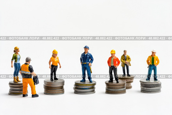 Miniature workers and businesspeople standing on stacks of coins symbolizing income inequality, labor market, salary differences, financial hierarchy, and economic disparity. Copy space. Banner. Стоковое AI-изображение, AI-художник Евгений Демидюк / Фотобанк Лори