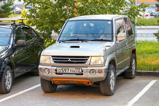 Mitsubishi Pajero Mini. Редакционное фото, фотограф Art Konovalov / Фотобанк Лори