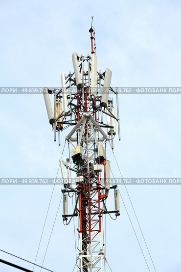 mobile phone Telecommunication Radio antenna Tower. Стоковое фото, агентство Ingram Publishing / Фотобанк Лори