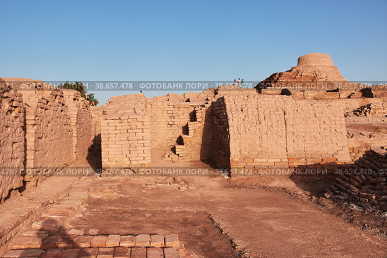 Mohenjo daro ruins close Indus river in Larkana district, Sindh, Pakistan (2021 год). Стоковое фото, фотограф Сергей Стрелков / Фотобанк Лори