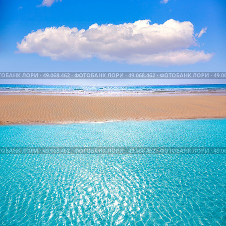 Morro Jable beach Fuerteventura at Canary Islands of Spain. Стоковое фото, агентство Ingram Publishing / Фотобанк Лори
