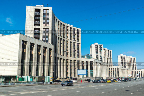 Moscow, Russia - April 04, 2016. Vnesheconombank on Academician Sakharov Prospect. Редакционное фото, фотограф Володина Ольга / Фотобанк Лори