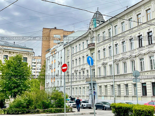 Моска, Лялин переулок, дом 7/2 строение 1. Доходный  дом Н. И. Силуанова (1902, архитектор Павел Заруцкий) Редакционное фото, фотограф Овчинникова Ирина / Фотобанк Лори