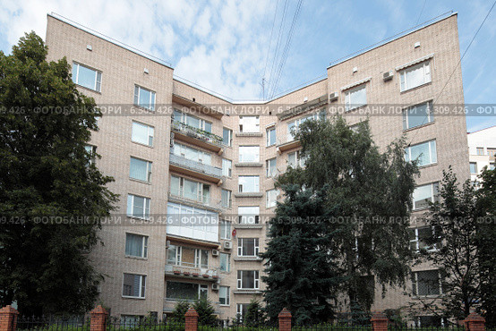 Москва, фасад дома 15 в Леонтьевском переулке (2014 год). Стоковое фото, фотограф Дмитрий Неумоин / Фотобанк Лори