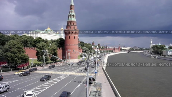 Москва. Кремлевская набережная (2015 год). Стоковое видео, видеограф Parmenov Pavel / Фотобанк Лори