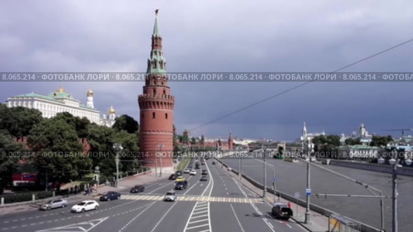 Москва. Кремлевская набережная.  Time-lapse (2015 год). Стоковое видео, видеограф Parmenov Pavel / Фотобанк Лори