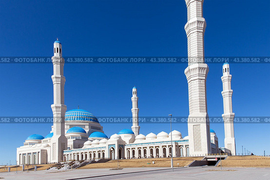 Mosque Hazrat Sultan in n the capital Astana. Republic of Kazakhstan (2023 год). Стоковое фото, фотограф Евгений Ткачёв / Фотобанк Лори