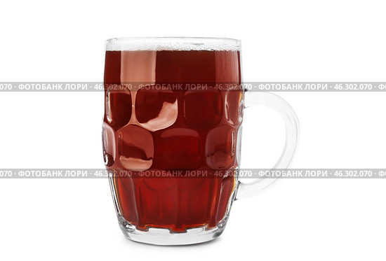 Mug of fresh kvass on white background. Стоковое фото, фотограф Pixel_shot / Фотобанк Лори