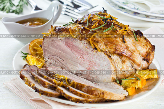 Мясо, запеченное в апельсиновом соусе. Стоковое фото, фотограф Лидия Рыженко / Фотобанк Лори