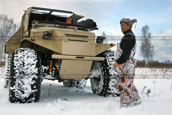 Нештатная ситуация, дорожные трудности (2010 год). Редакционное фото, фотограф макаров виктор / Фотобанк Лори