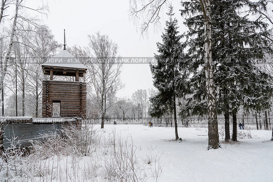 Невский лесопарк. Парковый комплекс "Усадьба "Богословка". Ленинградская область (2021 год). Редакционное фото, фотограф Александр Щепин / Фотобанк Лори