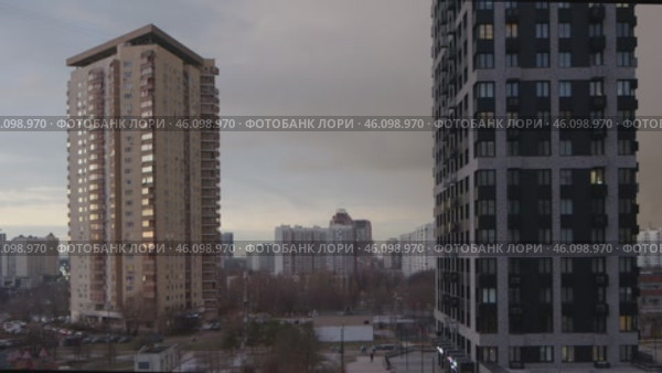 Никулинска улица панорама в сторону улицы Озерная и Олимпийская деревня г. Москва. Стоковое видео, видеограф Антон Воронков / Фотобанк Лори